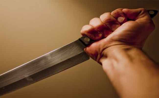 اعتداء شخص على إمام مسجد بطعنة خنجر بعين تموشنت