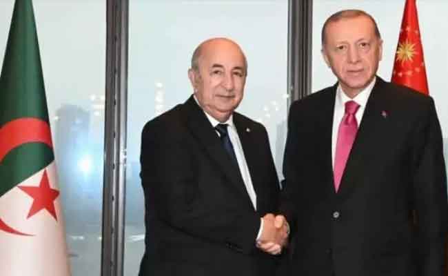 استقبال تبون لنظيره التركي