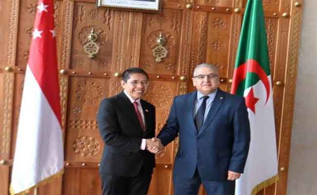 مقرمان يترأس جلسة عمل مع الوزير الثاني للتربية والشؤون الخارجية السنغافوري