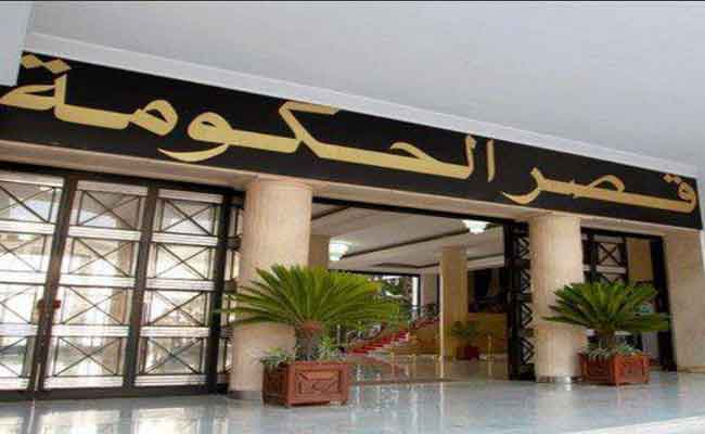 شرفة وزهانة على رأس وزارتي الفلاحة والنقل في تعديل حكومي 