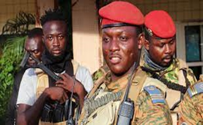 قوات عسكرية روسية لحماية رئيس بوركينا فاسو من انقلاب مُحتمل