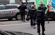 الشرطة الفرنسية تفتح النار على امرأة أطلقت 