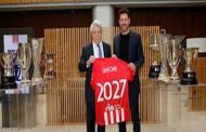سيميوني يمدّد عقده مع أتلتيكو مدريد حتى عام 2027...