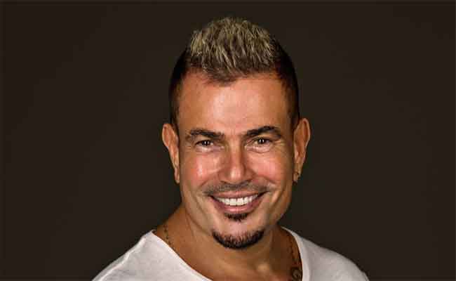 عمرو دياب يفتتح “بيوحشنا” و” سلامك وصلي” ألبومه”مكانك” في ختام 2023…