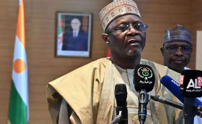 إشادة وزير خارجية النيجيري بجودة العلاقات بين الجزائر وبلاده