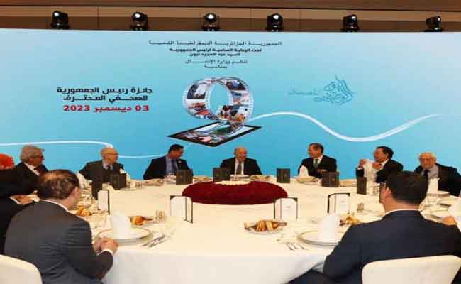 إشادة الإعلاميين بقرارات تبون