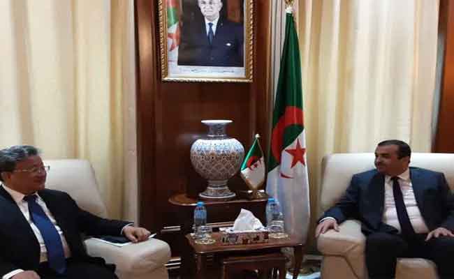 عرقاب يستقبل وفدا عن “سي.إن.إن.سي” الصينية 