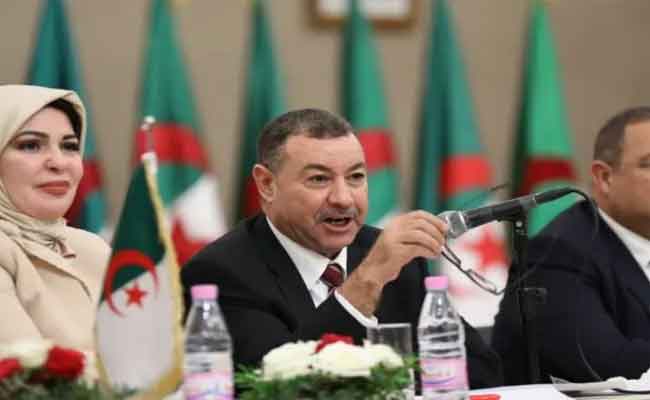 لقاء تشاوري لمناقشة مشاريع هامة بوهران