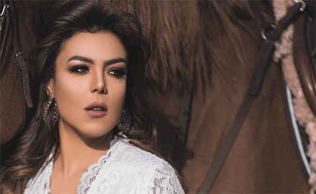 ناهد السباعي تخرج من عزلتها ب”محارب” بعد أقل من شهر على رحيل والدتها…