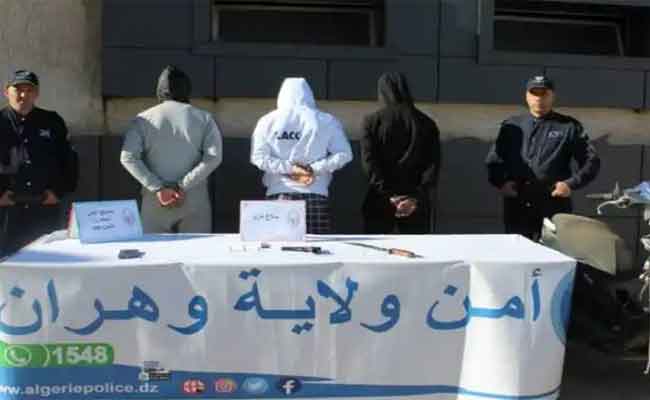 أمن وهران يفشل مخططات إجرامية لعصابة إجرامية تحترف السرقة والاعتداءات