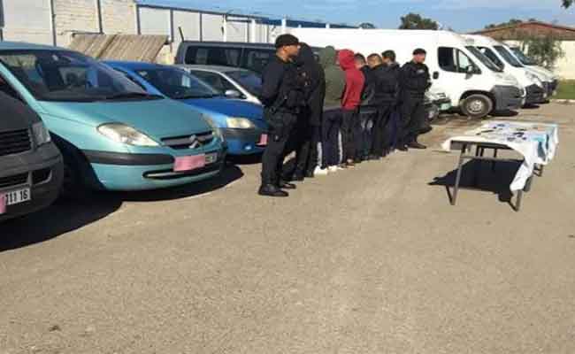 تفكيك شبكة إجرامية دولية لتهريب المركبات ببرج بوعريريج