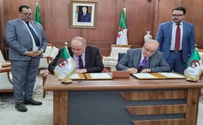 توقيع اتفاقية بين وزارة الشؤون الدينية والمرصد الوطني للمجتمع المدني