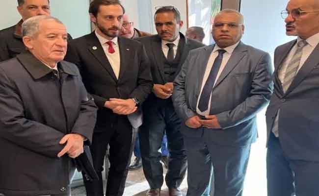 وزير السياحة في زيارة تفقدية لظروف موسم السياحة الصحراوية بأدرار