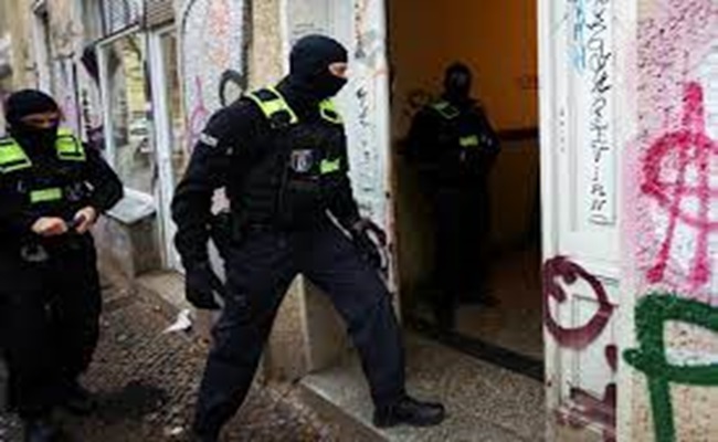 ألمانيا تعتقل أفرادًا من حماس للاشتباه بتخطيطهم لهجمات في أوروبا