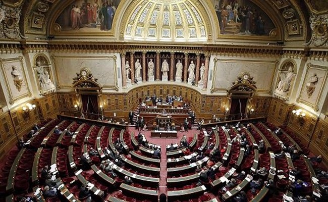فرنسا بوادر اتفاق حول قانون للهجرة