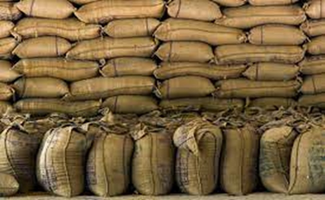 حجز 8 قناطير من الحمص المستورد موجهة للاحتكار وللمضاربة بميلة