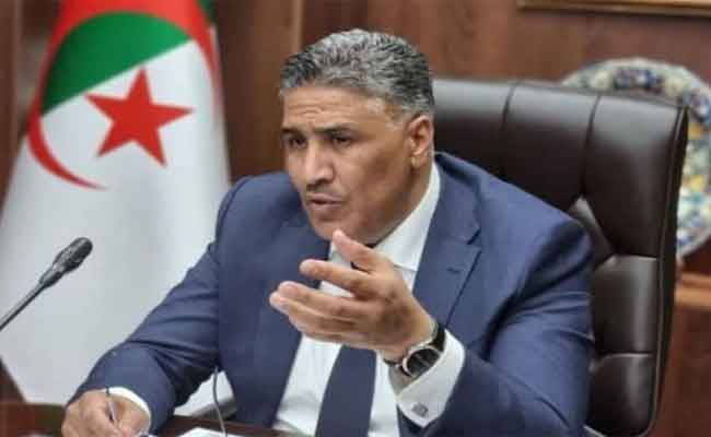 بلعريبي يؤكد تخصيص 261 مليار دينار للتجهيزات العمومية