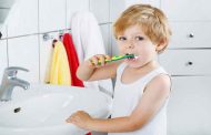مخاطر ابتلاع معجون الأسنان عند الأطفال وطرق الوقاية...