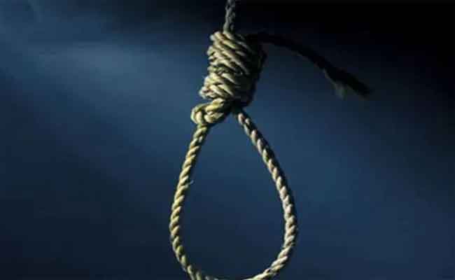 انتحار ستيني شنقا بعين وسارة