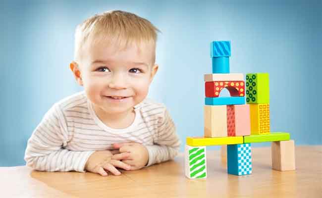 كيف ومتى تنمين مهارات طفلك العقلية؟