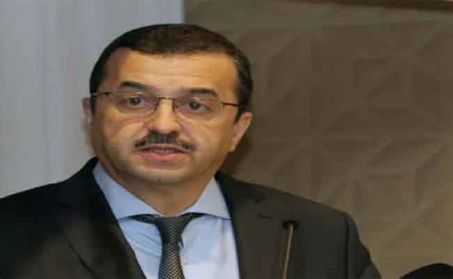 عرقاب يؤكد انخراط الحكومة في في إستراتيجية الانتقال الطاقوي آفاق 2035