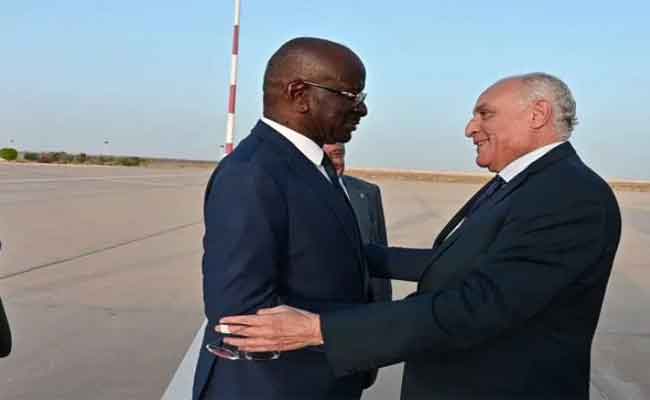 عطاف يحل بموريتانيا بصفته مبعوثا لرئيس الجمهورية