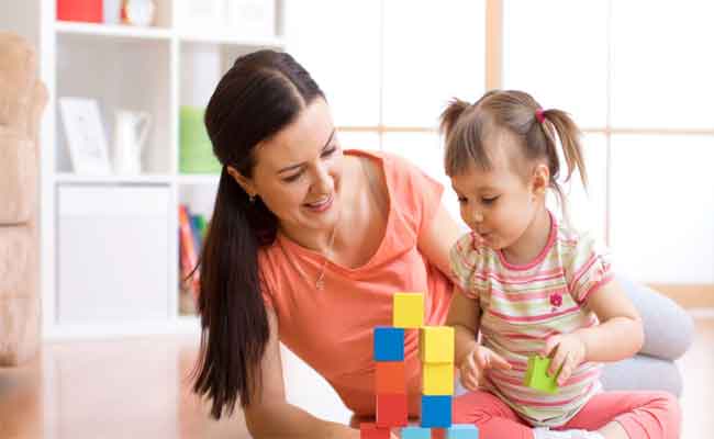 أنشطة تعليمية لطفلك الرضيع لتعزيز مهاراته…