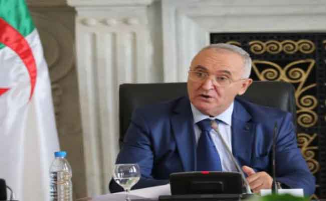 فايد يترأس اجتماعا لعرض ودراسة مخطط العمل 2024 للمديرية العامة للخزينة