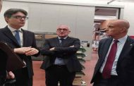 السفير الجزائري بروما يتباحث مع مسؤولي مصنع “دلتا اوتومتيف”
