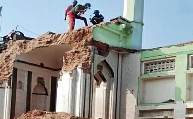 الهند...قتيلان وعشرات الجرحى إثر اشتباكات دامية بعد هدم مسجد