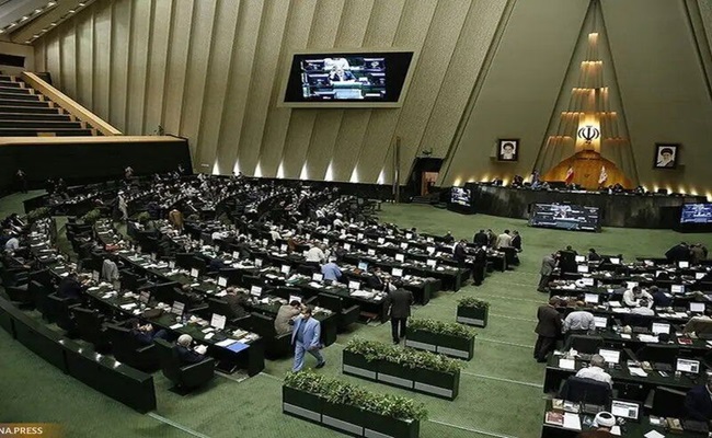 عملية قرصنة تعطّل مواقع البرلمان الإيراني
