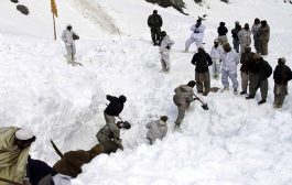 أفغانستان...25 قتيلا في انهيار أرضي بعد تساقط ثلوج