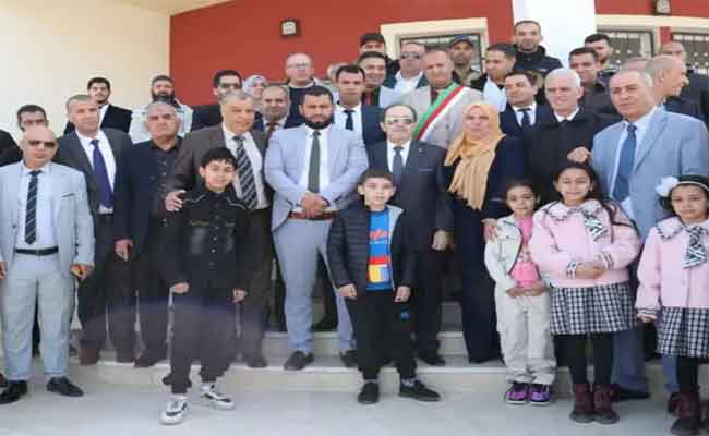 بلعابد يؤكد أن وزارته تدرس مراجعة دفتر الشروط لفتح المدارس الخاصة