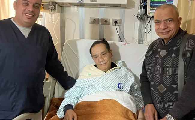 ابن حلمي بكر يبكي نادماً: فشلت في إنقاذه وهذه وصيته الأخيرة…