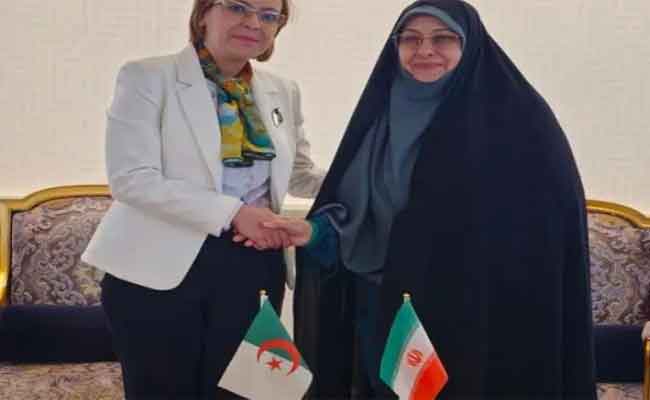 كريكو تتحادث مع نائبة الرئيس الإيراني