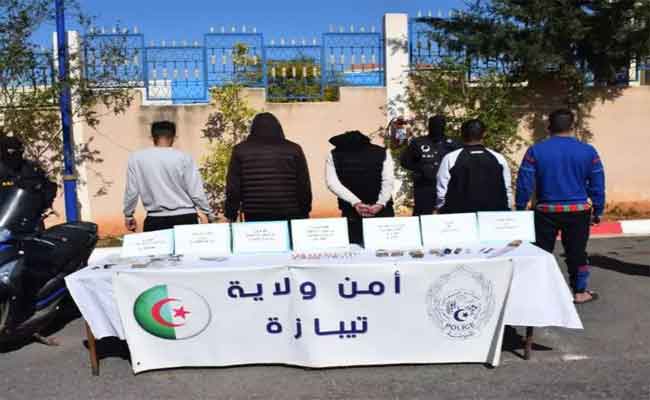 تفكيك شبكة إجرامية منظمة تحترف ترويج المخدرات والمؤثرات العقلية بتيبازة