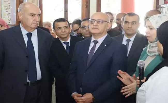 استياء وزير التكوين المهني من سوء استغلال تجهيزات مسخرة للمتربصين