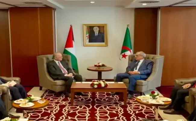 العرباوي يتحادث مع نظيره الفلسطيني الأوضاع في غزة