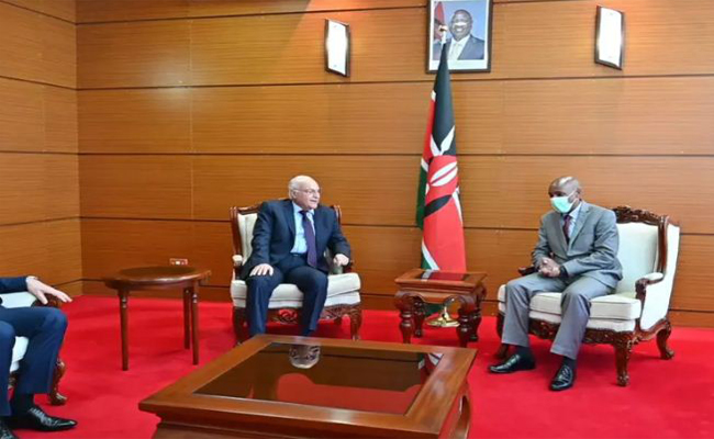 عطاف يجري بنيروبي مباحثات مطولة مع نظيره الكيني