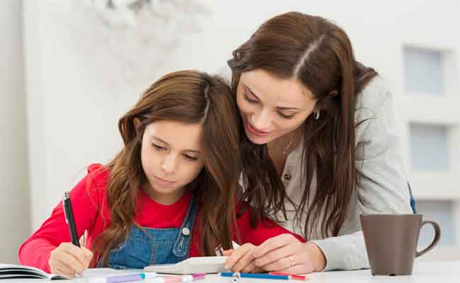 حيل تشجع الطفل على إنجاز الواجبات المدرسية…