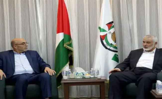 حساني يعزي هنية في استشهاد أبنائه وأحفاده