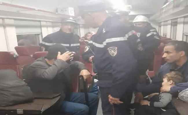 انحراف قطار لنقل المسافرين دون تسجيل خسائر بشرية بقسنطينة