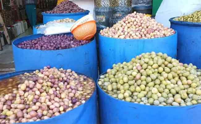 اتلاف أزيد من 11 طنا من مادة الزيتون بغليزان