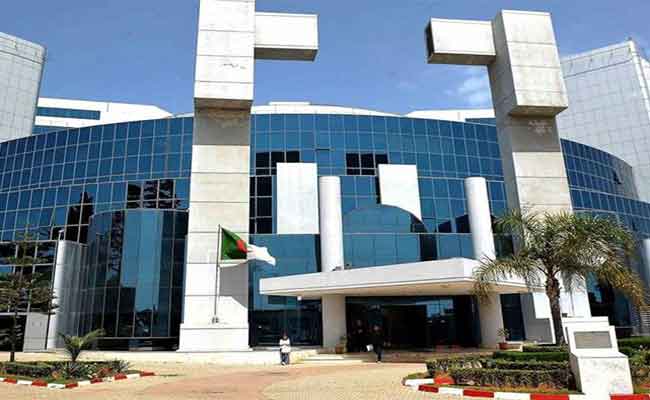 صدور مرسوم تنفيذي يسند سلطة الوصاية على الديوان الوطني للإحصائيات الى وزير المالية