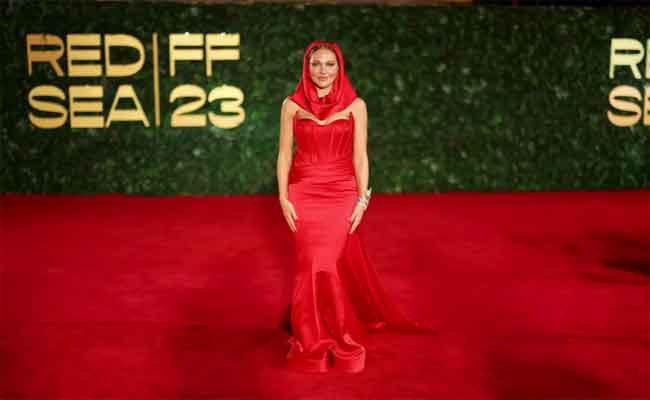 نجمات تركيات خطفن أنظار العالم بجمالهن في الأعوام الماضية…