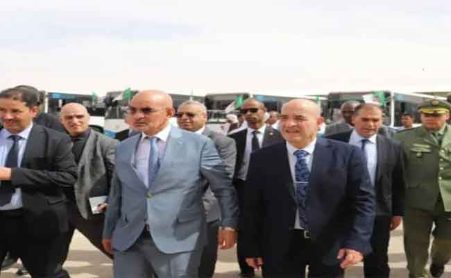 زهانة يعلن عن تخصيص 35 حافلة جديدة لمؤسسة إيتوزا بأدرار