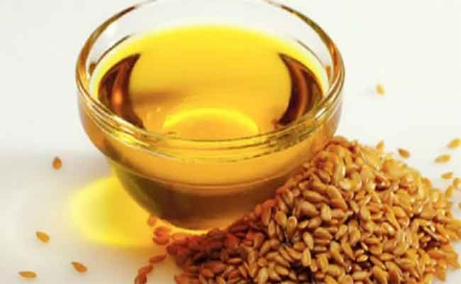 فوائد زيت بذور الكتان للنساء غير متوقعة في علاج الأمراض