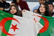 بالجزائر مشعوذ مختص في فض بكارة الفتيات ليضمن لهن العمل في الامارات