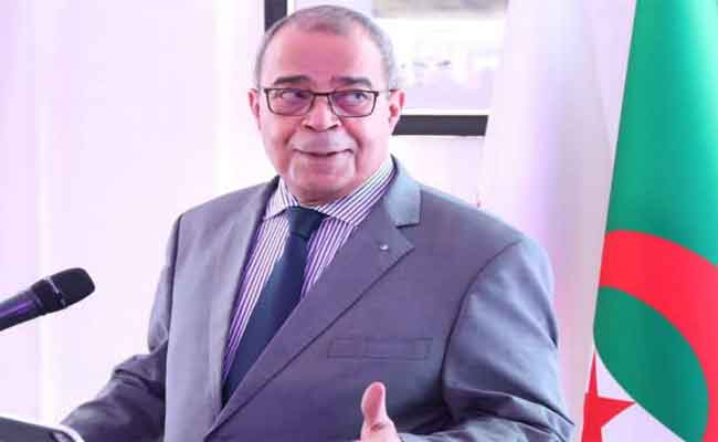 عون يؤكد أن الخبرة الجزائرية مكنت من تعزيز الإنتاج المحلي للأدوية