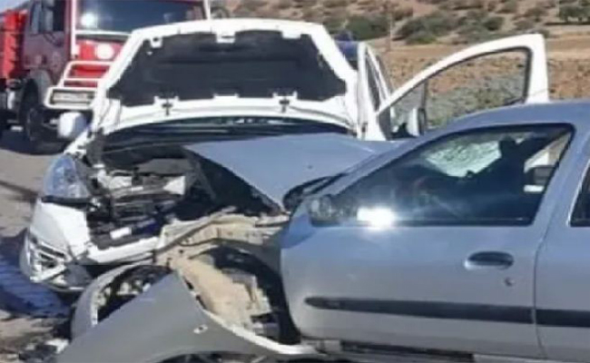 اصطدام بين حافلة وسيارتين يخلف 5 قتلى و4 جرحى بالمسيلة 